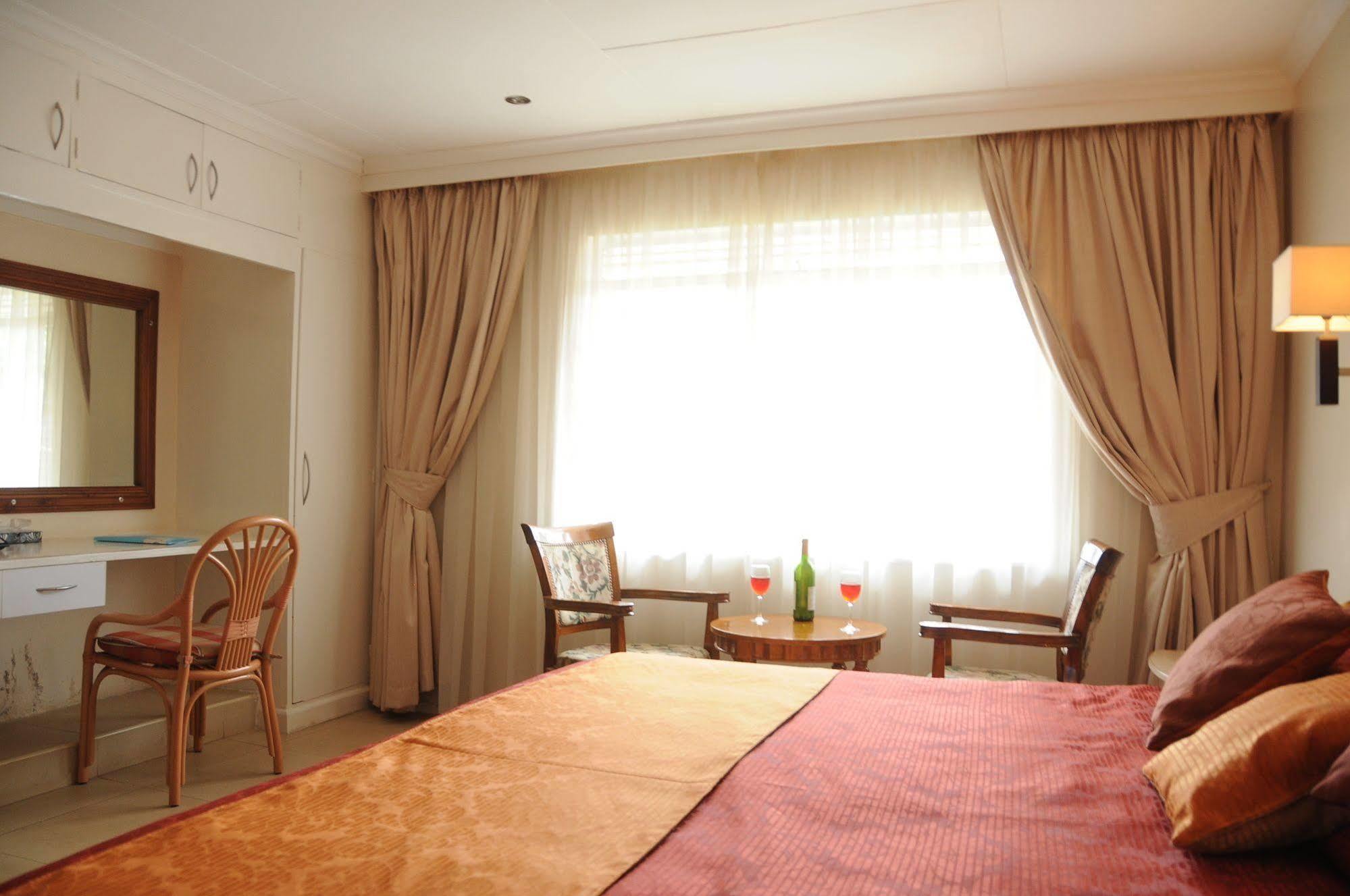 Hotel Riverview Westlands Nairobi Exterior foto